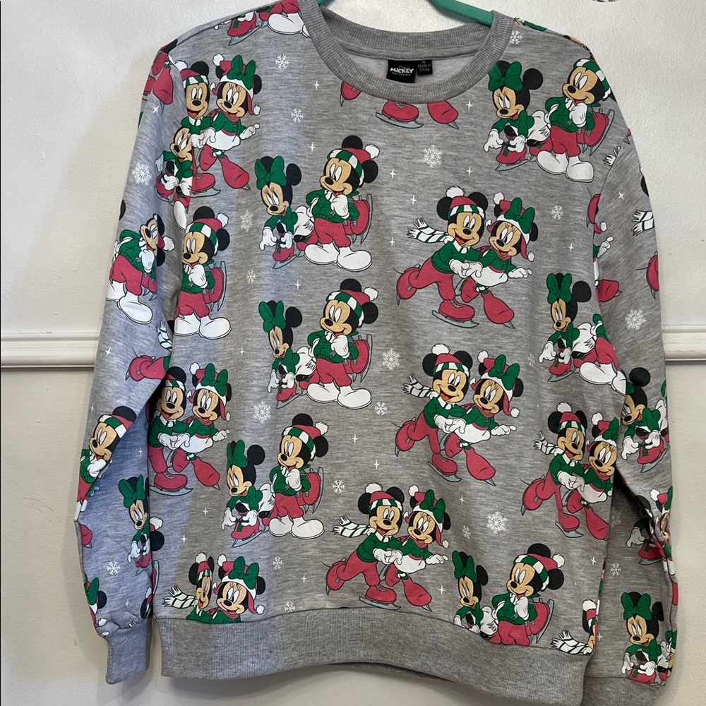 New winter collection Disney Crewneck Sweater with Mickey and Minnie never worn